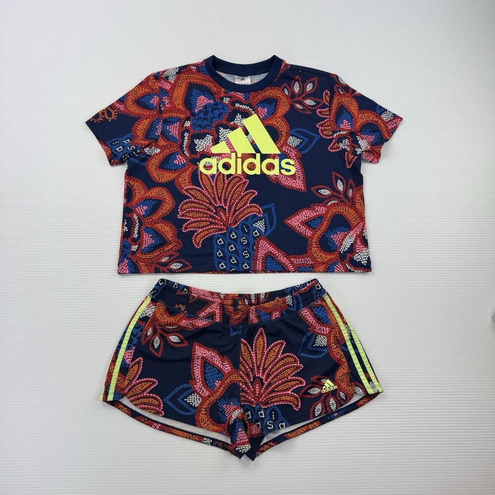 adidas x FARM Rio Women’s Floral Top Shorts Set Medium AEROREADY - Picture 2 of 16